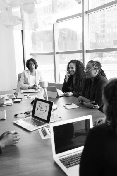 christina-wocintechchat-com-MkxWUzCuYkE-unsplash